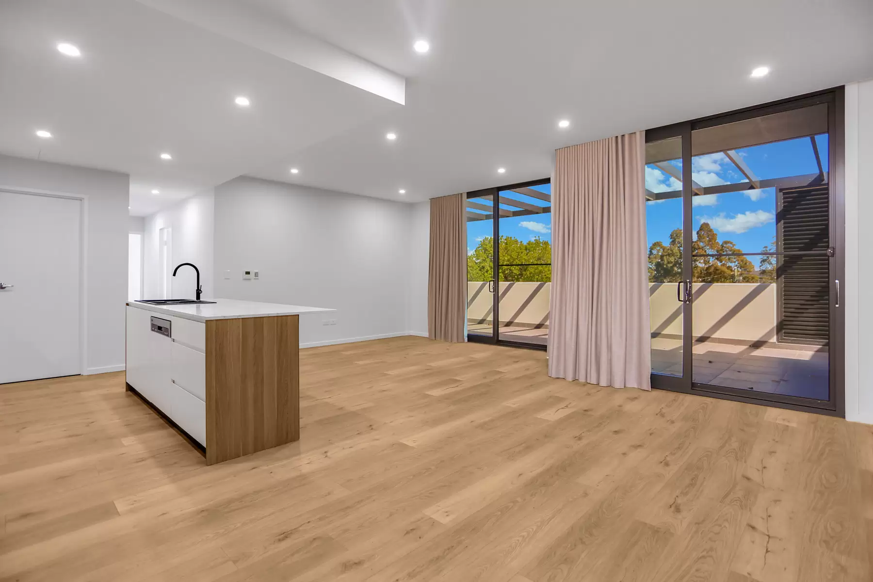 Apartment 213/4 Post Office Road, Glenorie For Lease by Azure Property Agents - image 1